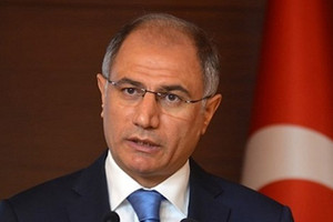 وزير الداخلية التركي: إبعاد 76 ألف موظف حكومي على خلفية محاولة الانقلاب