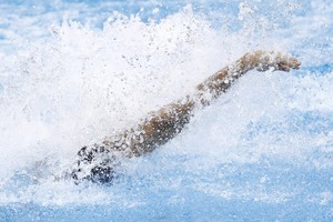 اللجنة المنظمة للأولمبياد: لون المياه الأخضر لا يشكل خطرا على الرياضيين