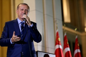 اردوغان ينتقد رد فعل ميركل على الانقلاب الفاشل في بلاده