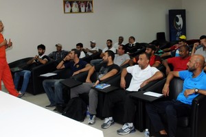 مشاركة واسعة في دورة المهارات الأساسية لكرة القدم