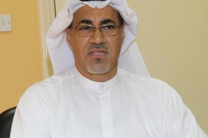 ﻿التاجر: الشيخ عيسى قاسم «مواطن بصفة أصلية» بحسب دستور 1973