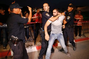 تقرير: توتر في القدس والأقصى وسط زيارات بأعداد كبيرة من إسرائيليين