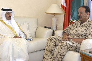 القائد العام لقوة دفاع البحرين يستقبل رئيس جهاز الأمن الوطني