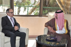 الممثل الشخصي للملك يبحث التعاون المشترك مع السفير البريطاني