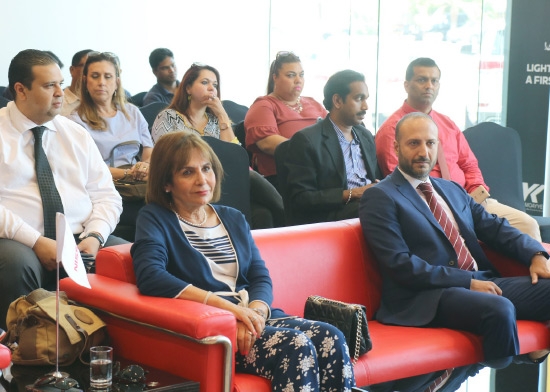 ﻿إداريو وأعضاء مجلس إدارة شركة يوسف خليل المؤيد وأولاده في حفل تدشين سيارة «ألتيما 2017» الجديدة كلياً