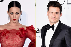 أورلاندو بلوم يفكر في الزواج من كاتي بيري 