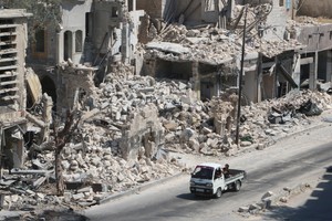 غارات جوية واشتباكات بين القوات السورية والمعارضة في حلب