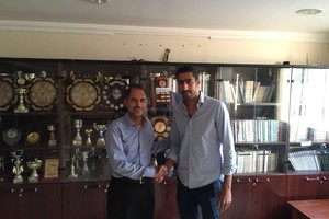 'طائرة داركليب' تتعاقد مع لاعب الارتكاز محمد عباس