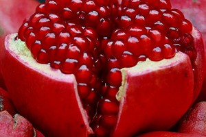 أهم 10 أطعمة تزيد خصوبة الرجل