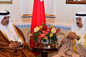 رئيس الوزراء وولي العهد يؤكدان الاهتمام بتبني المزيد من المبادرات التي ترتقي بالأداء الحكومي    