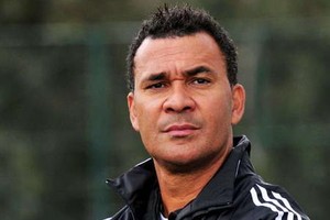 غوليت يوافق على الانضمام للجهاز الفني لمنتخب هولندا للقدم