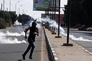 مقتل فلسطيني بعد أن اعتقلته الأجهزة الأمنية الفلسطينية في نابلس