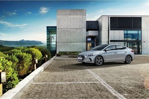 'فيرست موتورز' تقدم عروض الصيف لاستبدال سيارتك القديمة بهيونداي جديدة