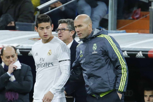 بالفيديو... خاميس ينتظر اطلاق سراحه من سجن زيدان