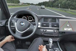 زيادة إنتاج السيارات البريطانية في يوليو لكن النمو يتباطأ