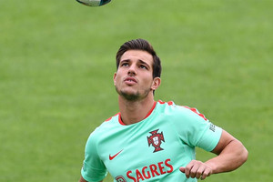 ساوثمبتون يمدد عقد البرتغالي سواريس حتى 2020