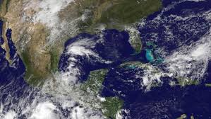 العاصفة ليستر تتحول إلى اعصار قبالة سواحل المكسيك