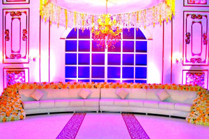 تعرف على ' الفخامة.. المفاجآت... الطرائف' في الأعراس الإماراتية حديثاً