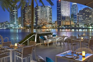 تباطؤ الحجوزات بفنادق ميامي منذ ظهور فيروس زيكا هناك