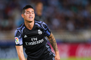 بالفيديو... رودريغيز باق داخل 'أروقة' ريال مدريد وفق زيدان