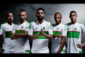 الجزائر تواجه الكاميرون في تصفيات مونديال روسيا