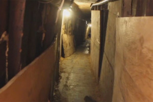 المكسيك تكتشف نفقاً سرياً على الحدود مع الولايات المتحدة