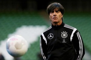 لوف يريد الاستفادة من كأس القارات 2017 'لتحضير المستقبل'