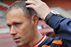 فان باستن يترك منصبه في منتخب هولندا من أجل وظيفة في الفيفا