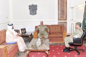 رئيس الحرس الوطني ومحافظ الجنوبية يبحثان سبل التعاون