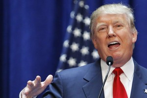 ترامب يتوجه إلى المكسيك للقاء الرئيس بينيا نييتو