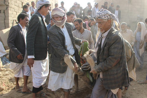 انفجارات عنيفة في صنعاء جراء غارات لمقاتلات التحالف العربي