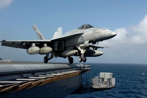 استراليا تريد توسيع حملتها الجوية ضد تنظيم 'داعش'