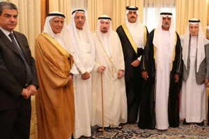 بتكليف من رئيس الوزراء.. أحفاد سموه يستقبلون الشيخ نهيان بن مبارك آل نهيان ويقدمون واجب العزاء لعائلة كانو