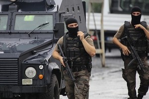 مقتل 8 من قوات الأمن في اشتباكات بجنوب شرق تركيا