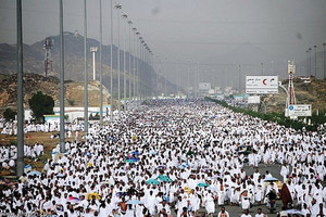 وزير الداخلية السعودي: لن نسمح لإيران أو غيرها بتسييس شعائر الحج