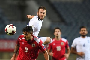 اليونان تسقط جبل طارق 4-1 في تصفيات المونديال