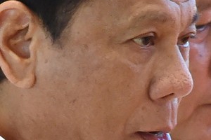 الرئيس الفلبيني 'يأسف' على تصريحات تسببت في إلغاء اجتماع مع أوباما