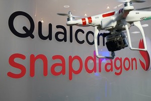 'كوالكوم' تختبر الطائرات بدون طيار على 'الشبكات الخلوية'