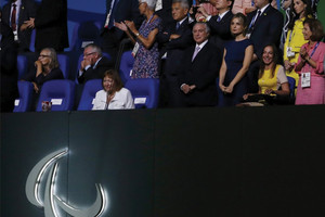 متظاهرون يسخرون من رئيس البرازيل في أول ظهور له في مناسبة رسمية