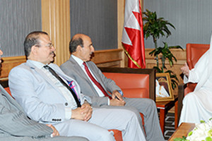 مساعد وزير الخارجية يؤكد تعزيز الريادة البحرينية في احترام حقوق الإنسان وحرياته   