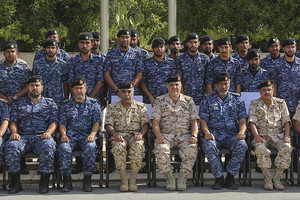 تخريج دورة متخصصة لسلاح البحرية الملكي