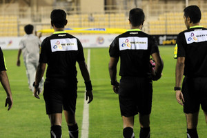 بالصور... اتحاد الكرة يوقع عقد رعاية ملابس الحكام للموسم الرياضي 2016/2017