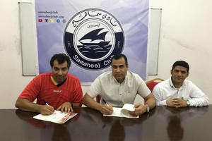 طاولة نادي سماهيج تجدد تعاقدها مع المدرب صالح حسن