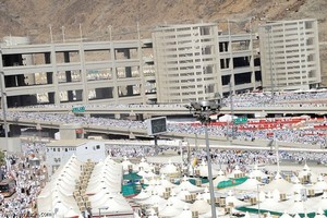 السيطرة على حريق محدود بفندق يقطنه حجاج بحرينيون في مكة المكرمة