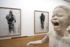 فيسبوك تعود عن قرارها منع نشر صورة 'فتاة النابالم' الشهيرة