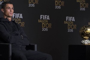 5 مباريات أمام رونالدو لحسم جائزة الكرة الذهبية