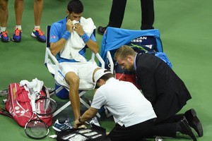 ديوكوفيتش يعترف بأنه فقد تركيزه في مواجهة فافرينكا