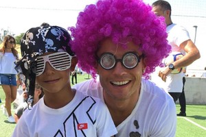 ريال مدريد يهنئ الأمة الإسلامية بعيد الأضحى المبارك ويحتفل بتصدر الليغا