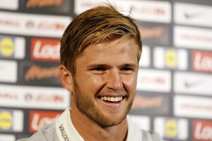 توتنهام يجدد عقد لاعب خط الوسط داير حتى العام 2021