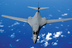 قاذفتان أميركيتان تحلقان فوق كوريا الجنوبية لاستعراض القوة